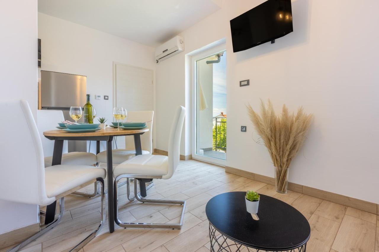 Apartamento Summer Breeze Crikvenica Exterior foto